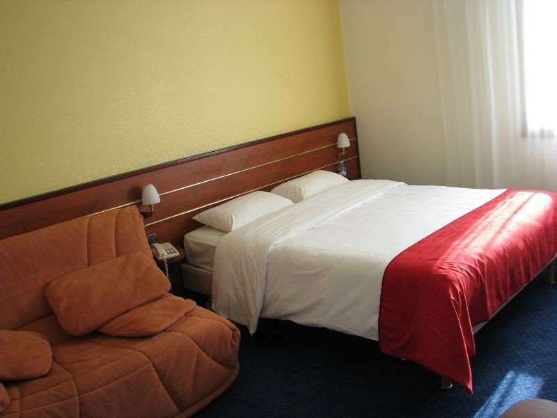 Brit Hotel Nantes Vigneux - L'Atlantel Phòng bức ảnh